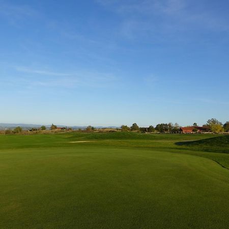 Chateau De Champlong Table Hotel **** Golf & Spa Villerest  Екстер'єр фото