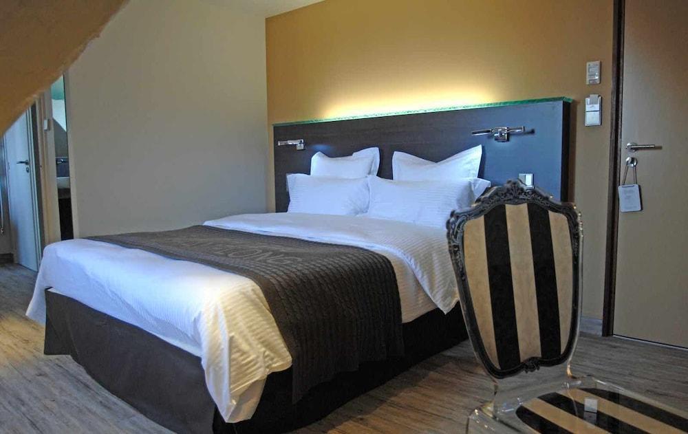 Chateau De Champlong Table Hotel **** Golf & Spa Villerest  Екстер'єр фото