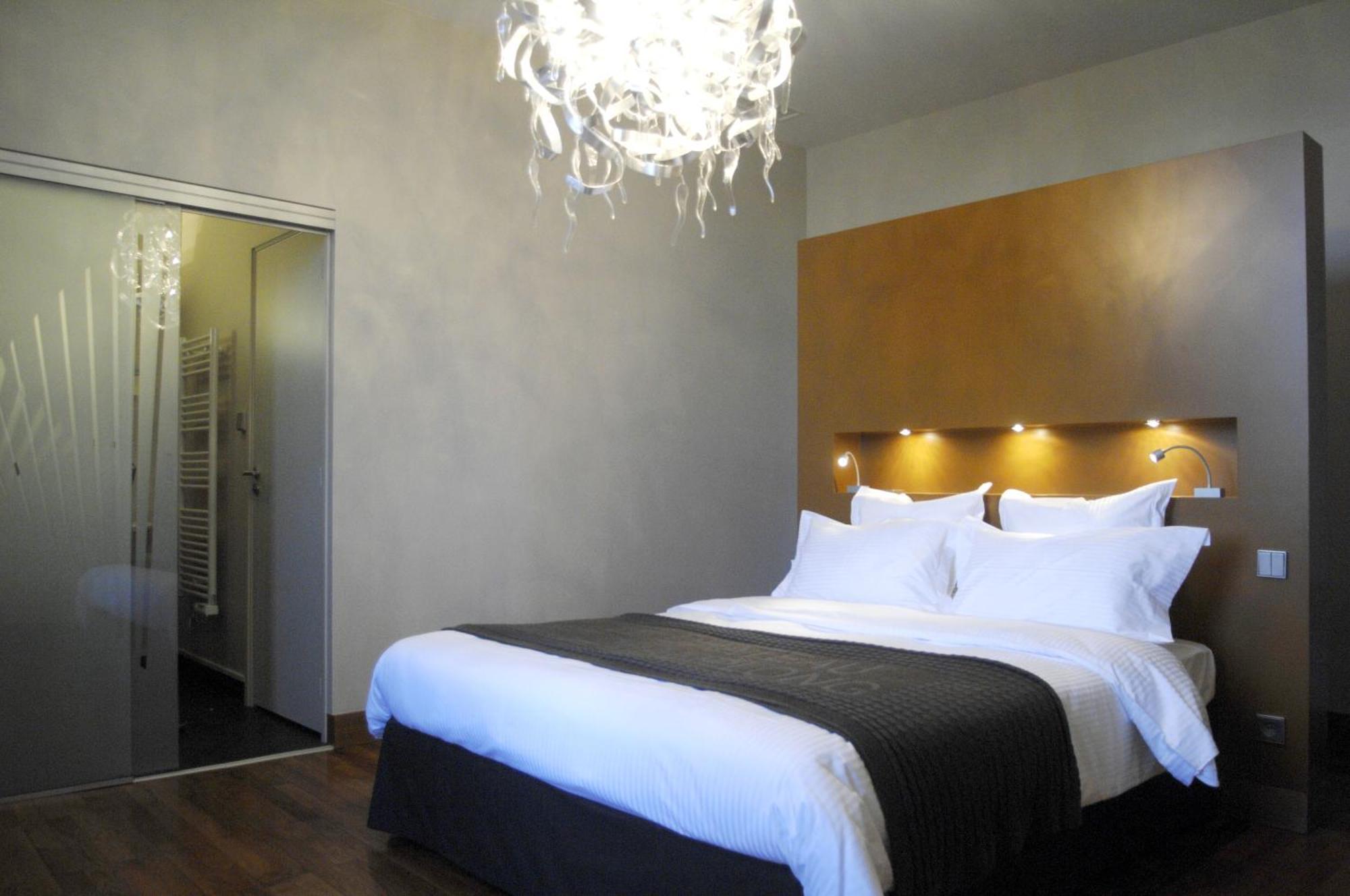 Chateau De Champlong Table Hotel **** Golf & Spa Villerest  Екстер'єр фото