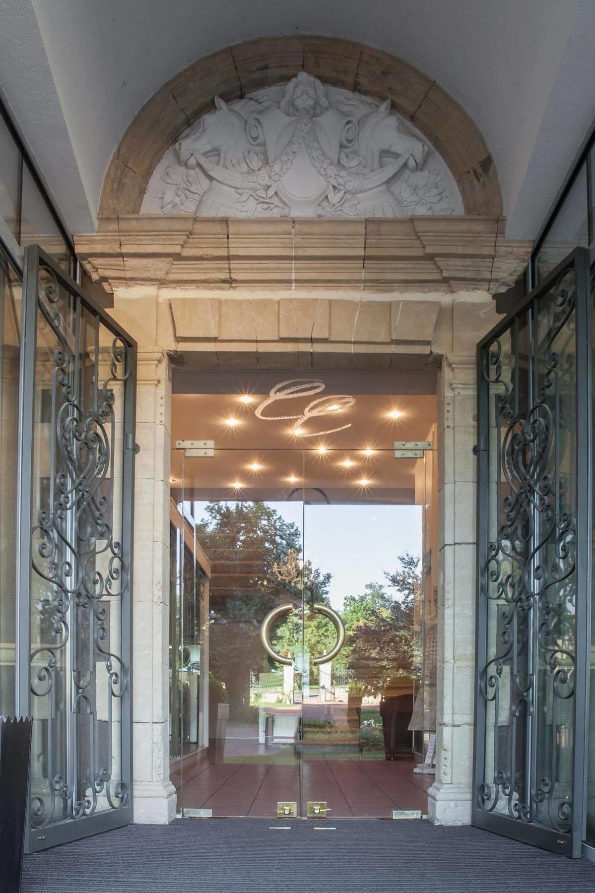 Chateau De Champlong Table Hotel **** Golf & Spa Villerest  Екстер'єр фото
